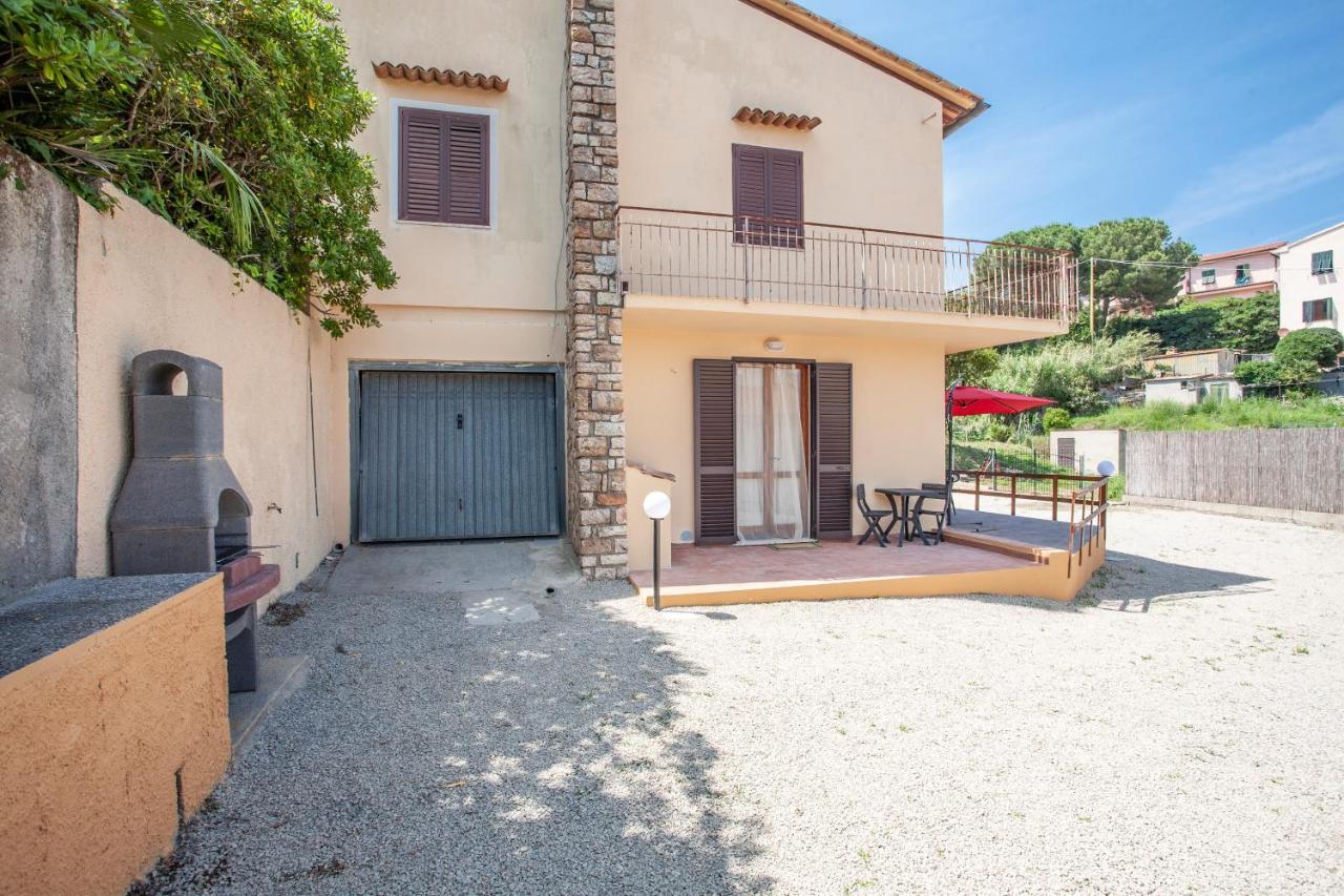 Villetta Capo Bianco - Goelba Портоферрайо Экстерьер фото